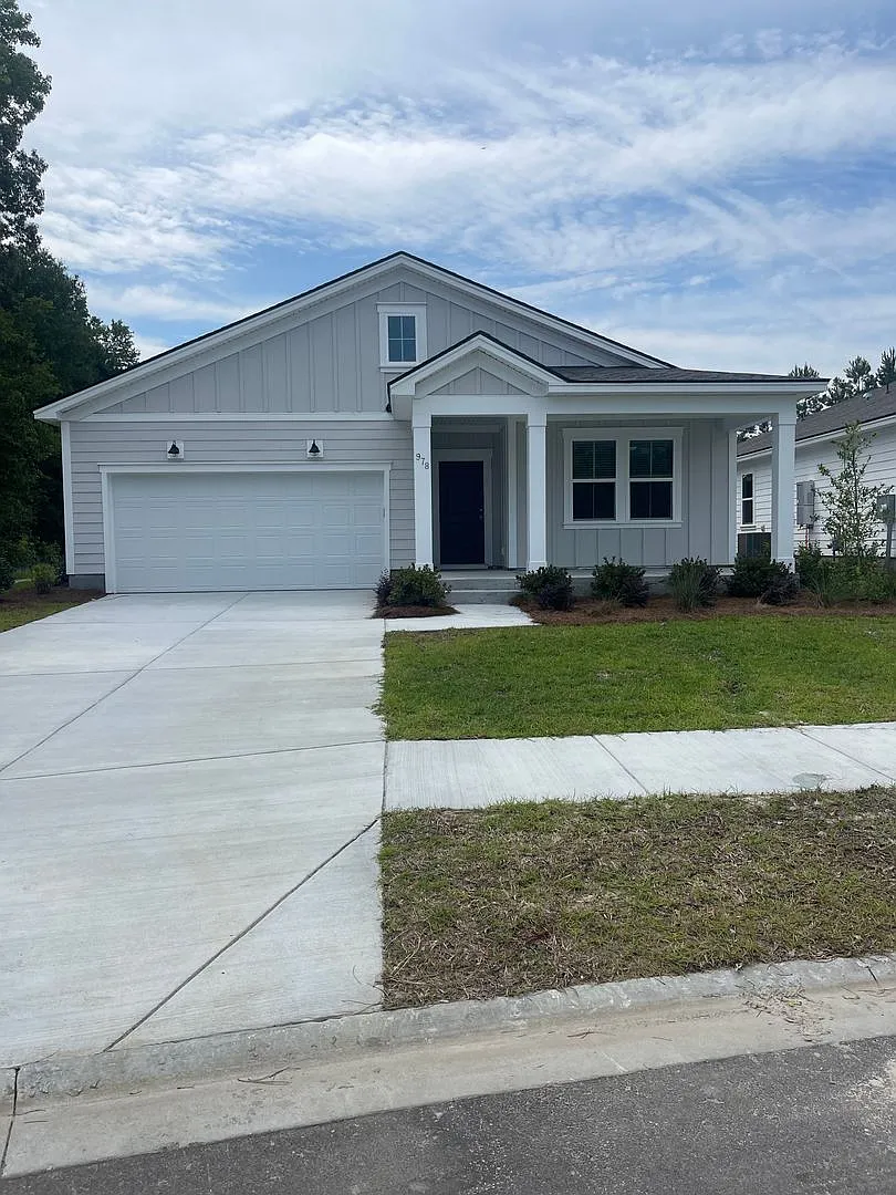 4 bed 2 bath in Heartwood! — Photo 1