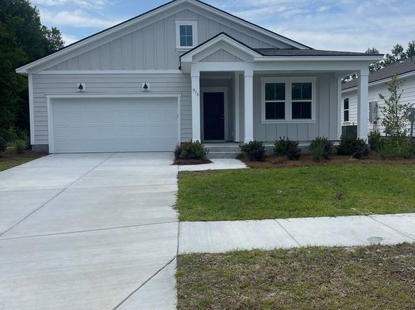 978 Longleaf Dr