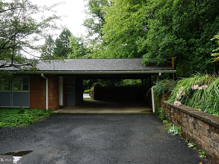 444 Garrison Forest Rd — Photo 25