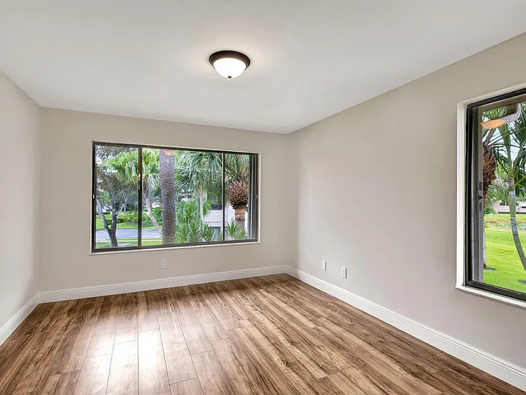 1109 Duncan Cir #201 — Photo 20