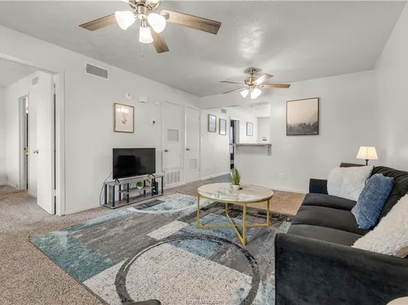 706 Wellesley Ct APT C, College Station, TX 77840
