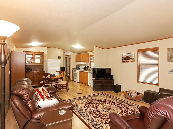 5th image of 13218 E 39th Pl
