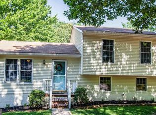 221 Spotswood Rd, Locust Grove, VA 22508