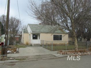 555 15th St N, Vale, OR 97918