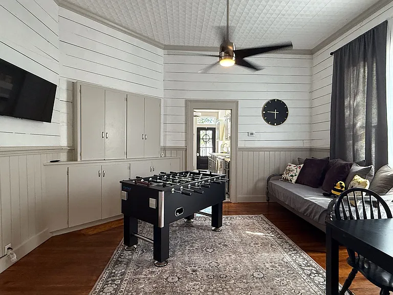 1500 Fleming Dr — Photo 24