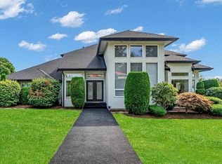 14260 82a Ave, Surrey, BC V3W 0V6