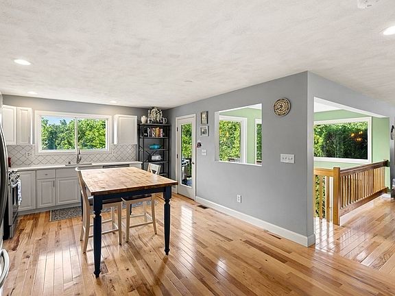 5th image of 38 Cavendish Cir Unit 38
