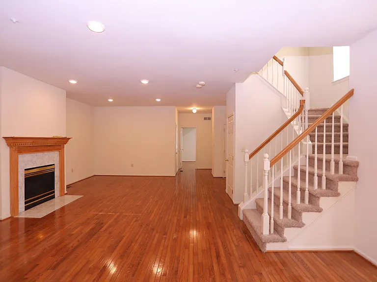 726 Whitetail Cir — Photo 5
