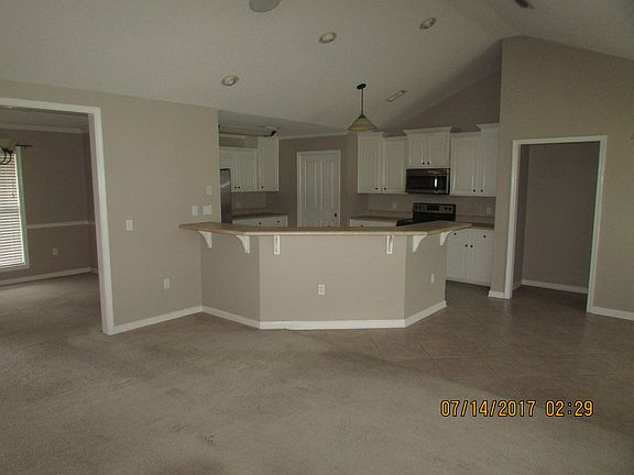 3rd image of 106 Telluride Ln