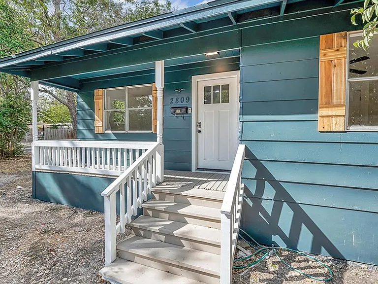 2809 Parrott Ave — Photo 1