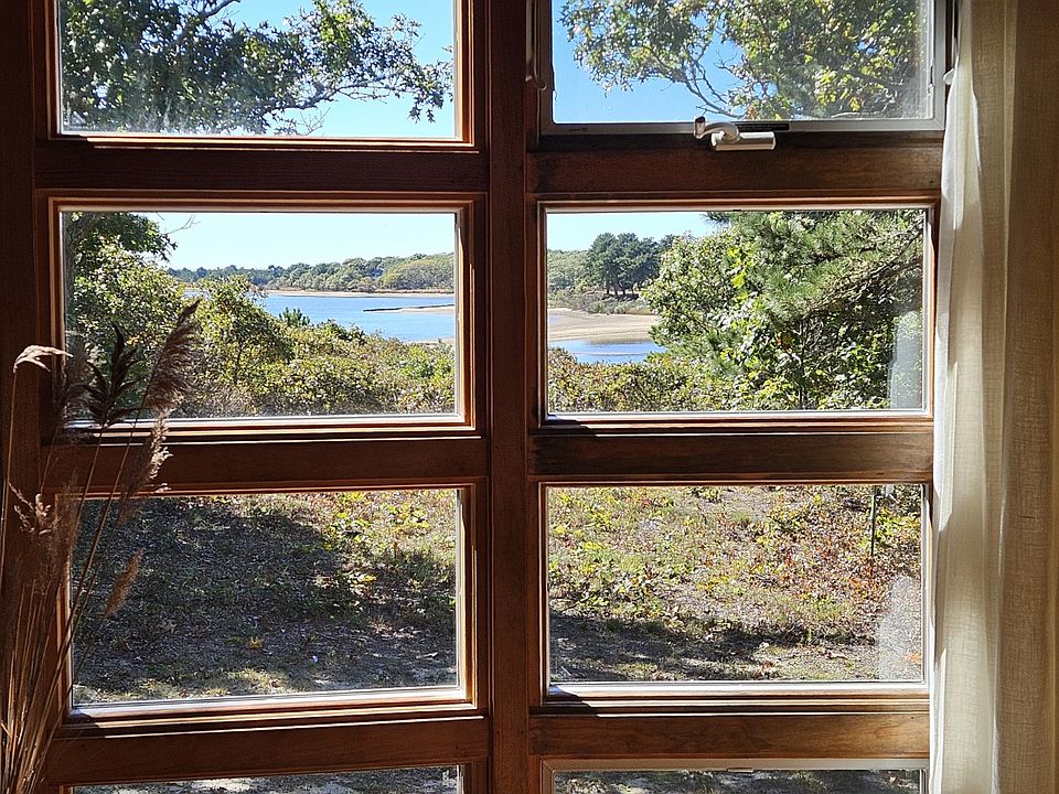 1st image of 119 Old Thumb Point Rd