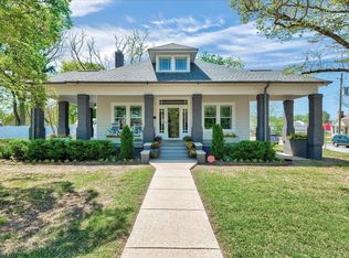 233 W Stallings St, Clayton, NC 27520