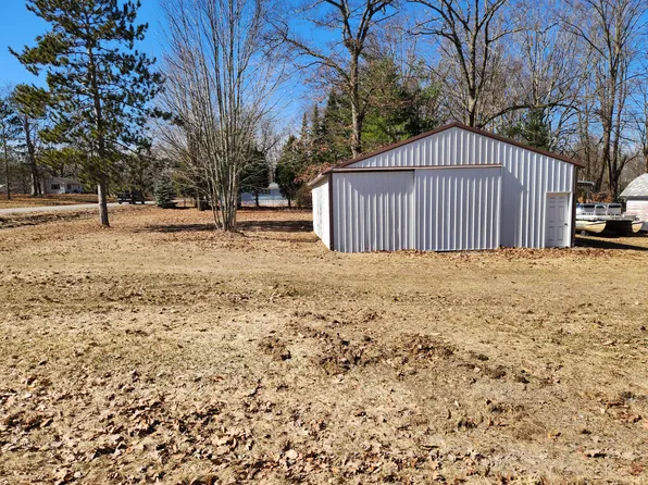 Lake Ave, Lake, MI 48632