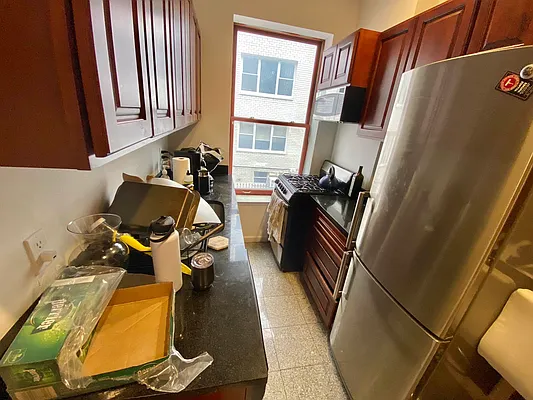 Rented by J PRESTON AND ASSOCIATES INC | media 4