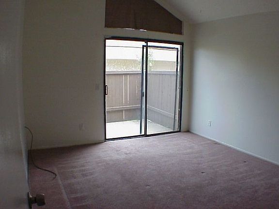 4th image of 435 W 9th St Unit E7