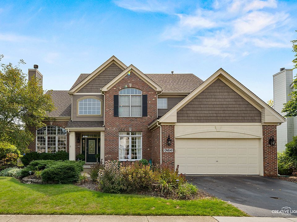1st image of 0N641 W Weaver Cir