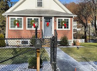 50 Fletcher Ave, Lexington, MA 02420