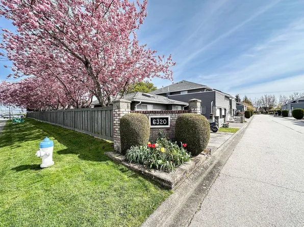 6320 48a Ave #16, Delta, BC V4K 4W3