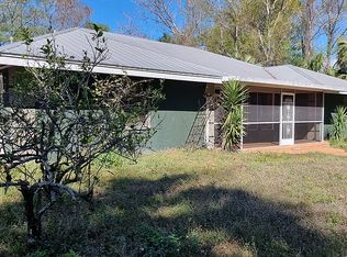 331 8th St S #E, Naples, FL 34102