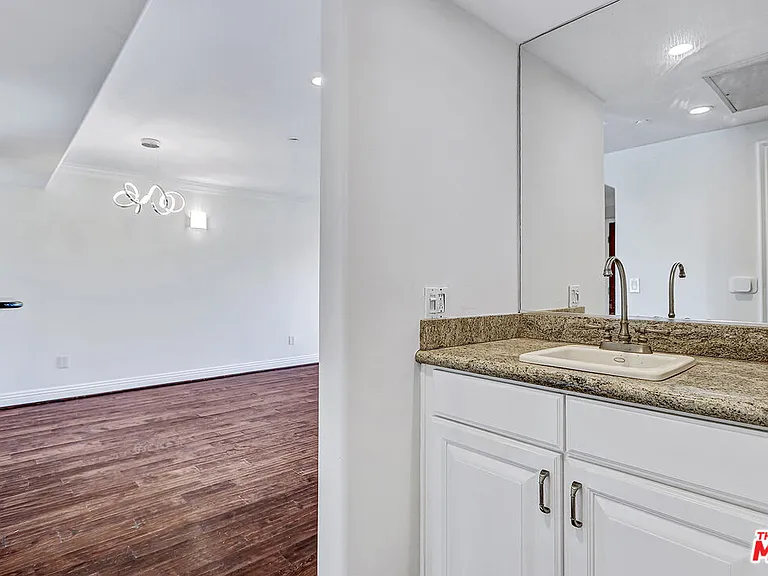 1520 S Shenandoah St #304 — Photo 18