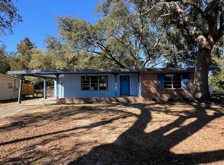 6328 Shady Ln, Milton, FL 32570