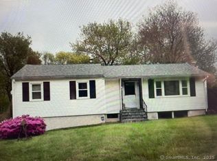 6 Birchwood Ter, Prospect, CT 06712