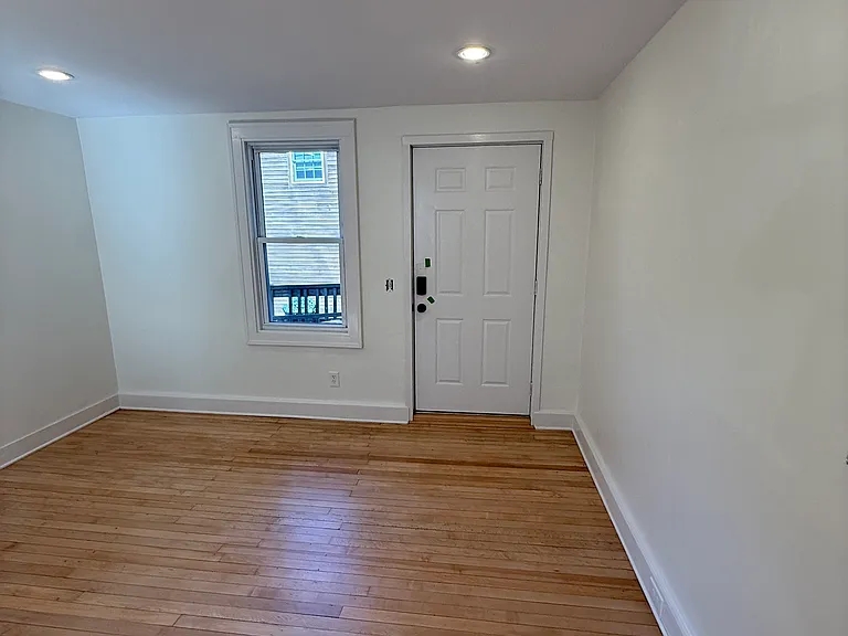 96 W Main St — Photo 7