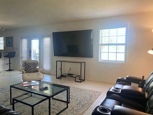 136 Pompano Dr SE #D — Photo 13