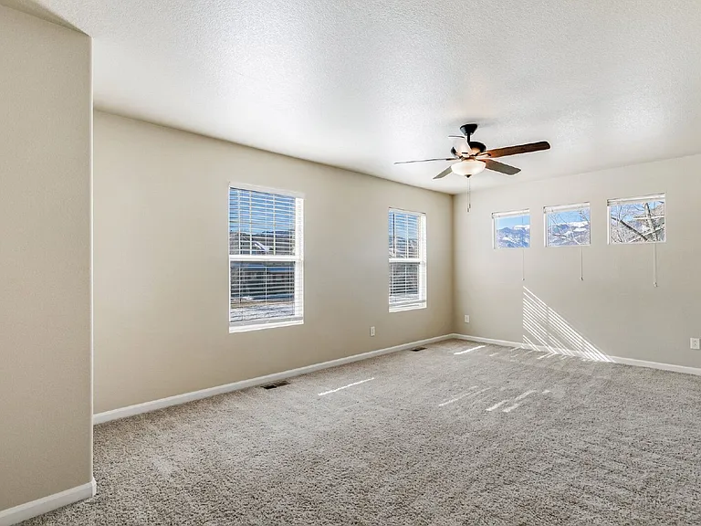 2208 Gilpin Ave — Photo 17