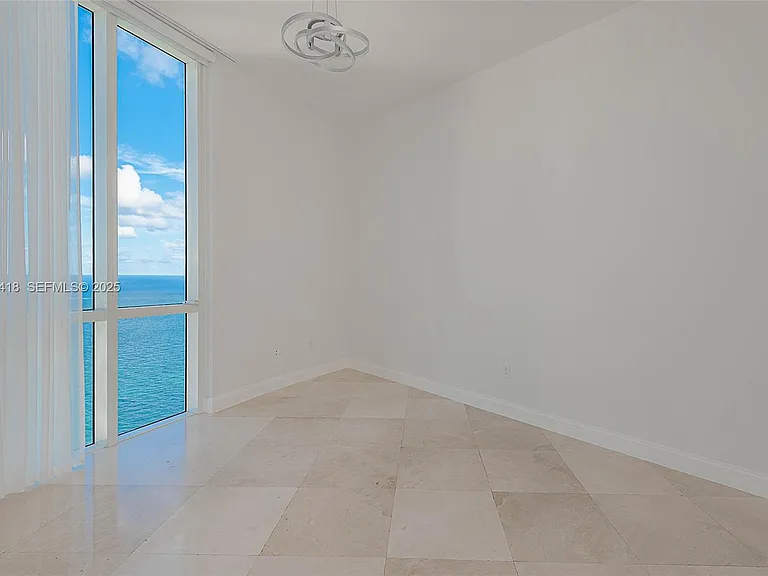 16001 Collins Ave #4104 — Photo 32