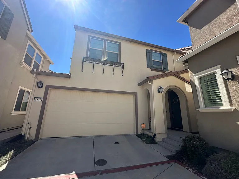 8877 Solo Way — Photo 3