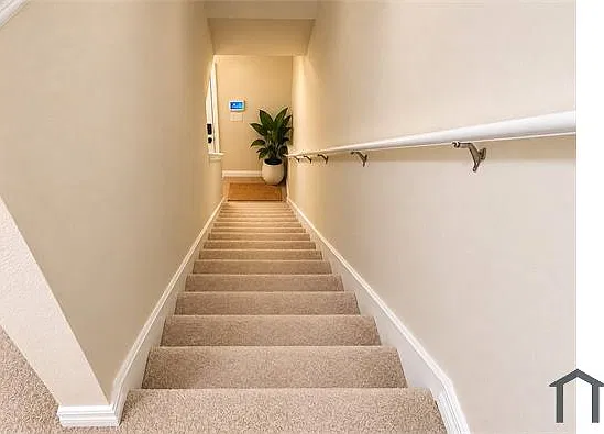 2 bed, 1200 sqft, $2,000 — Photo 4