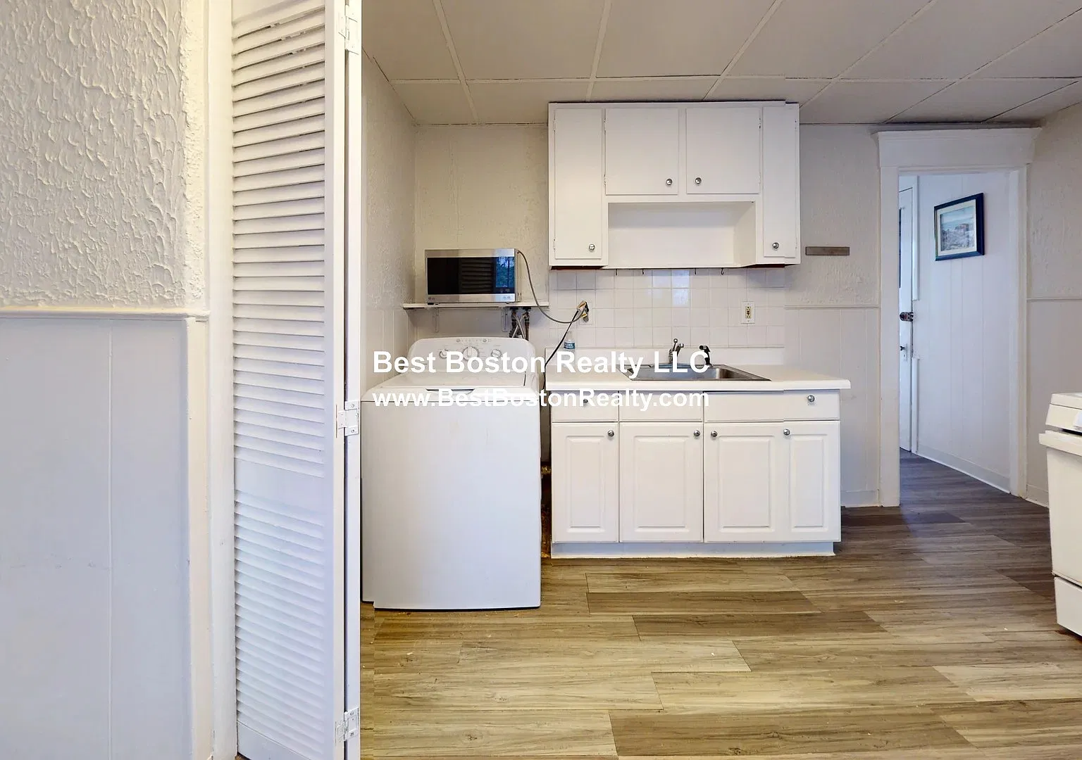 2 bed, 1.0 bath, 1200 sqft, $2,200 — Photo 1