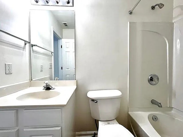 895 Redwood Dr — Photo 9
