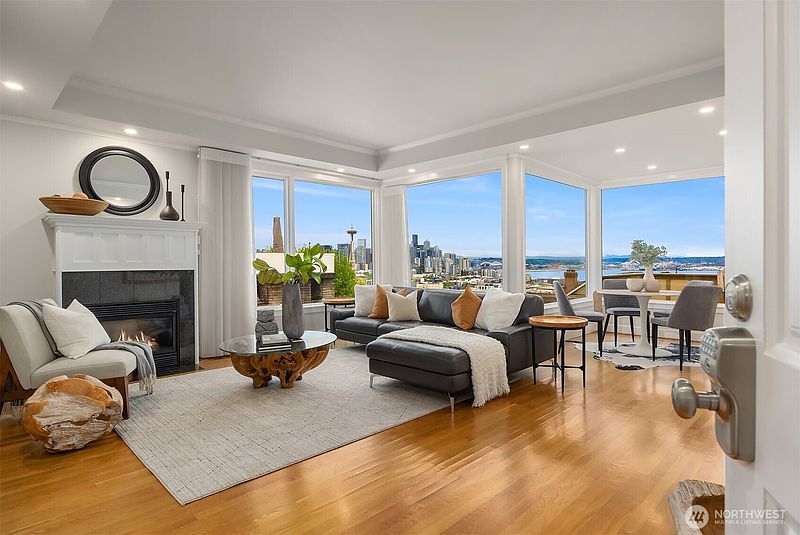 3rd image of 525 W Prospect Street #A