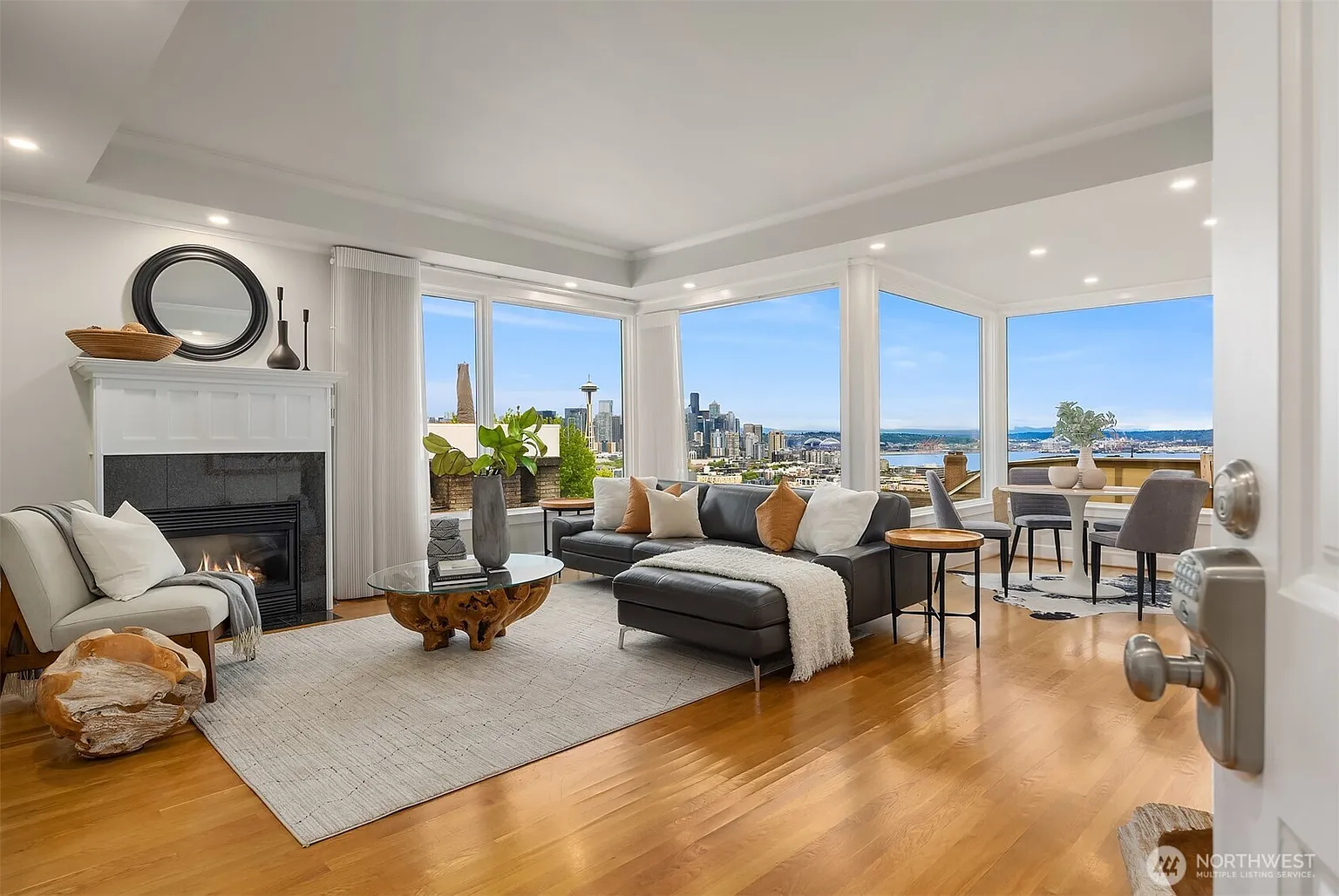 525 W Prospect Street #A photo 1