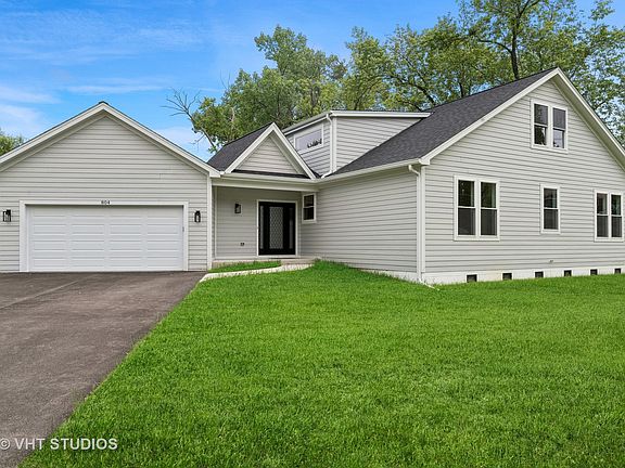 2nd image of 804 Sheridan Dr