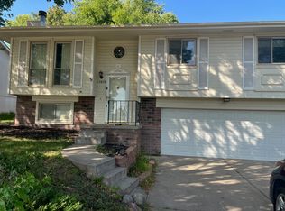 13426 Lillian St, Omaha, NE 68138