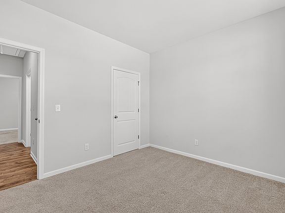 3rd image of 249 William Dylan Dr