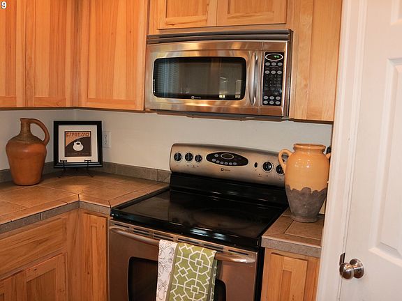 4th image of 8109 NE 93rd Ave