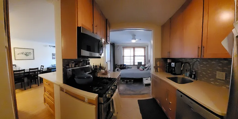 Sold by Bennett D Kirschner, LREB | media 6