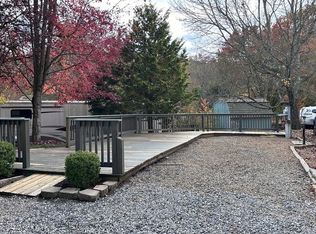 137 Apache Bnd, Blairsville, GA 30512
