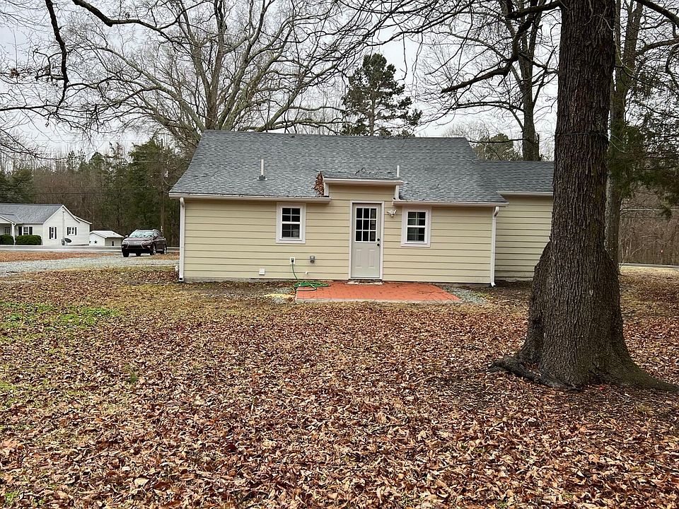 1st image of 270 Cavel Chub Lake Rd