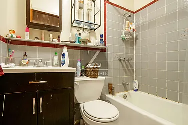 Rented by ZealEstate Group Inc