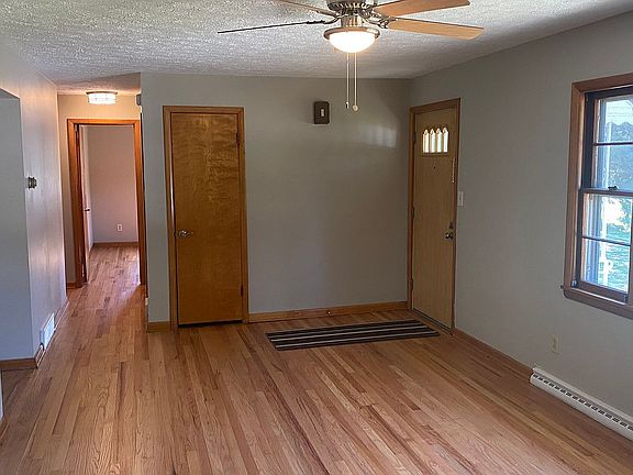 2nd image of 3519 Weyrick Dr