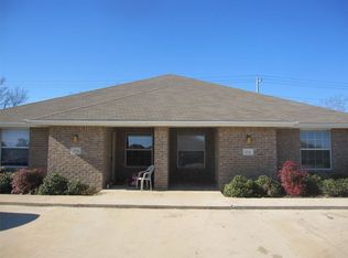 3734 Oldenburg Ln, College Station, TX 77845