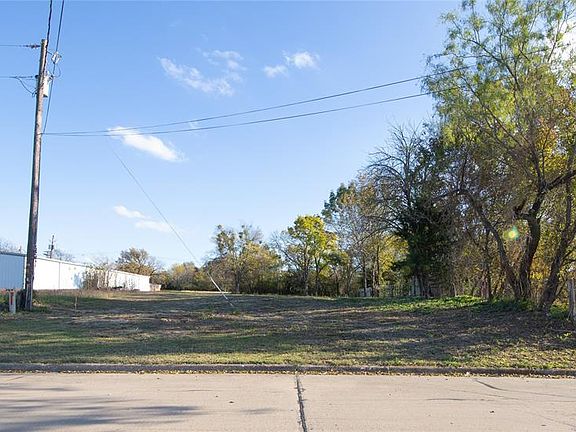 2nd image of 1103 W Knox St Lot 280A