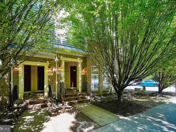 7140 Little Thames Dr, Gainesville, VA 20155