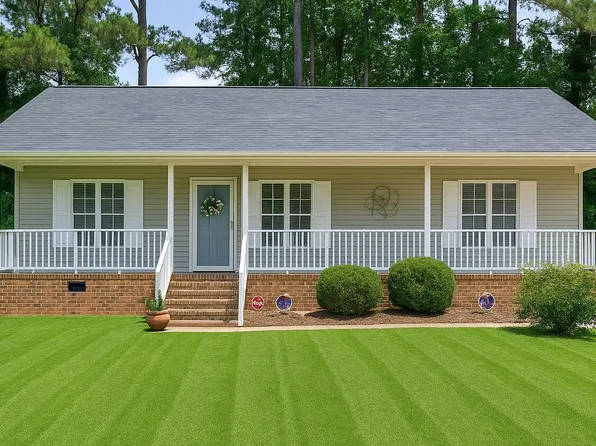 212 Southerby Dr, Garner, NC 27529