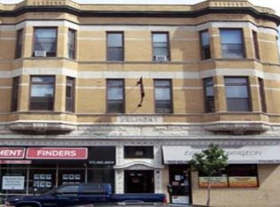 908 W Belmont Ave, Chicago, IL 60657